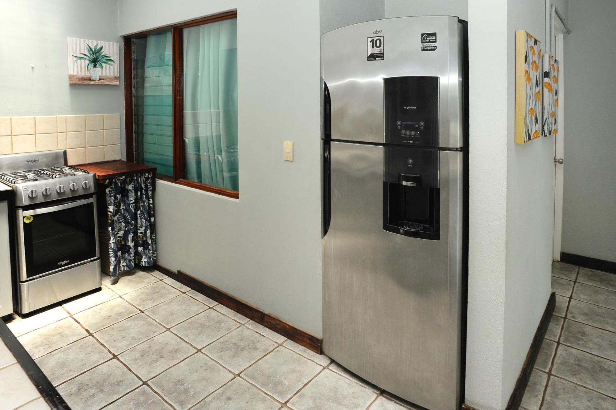 Private Fully Furnished Home At Wide Mouth Frog Hostel Кепос Екстер'єр фото