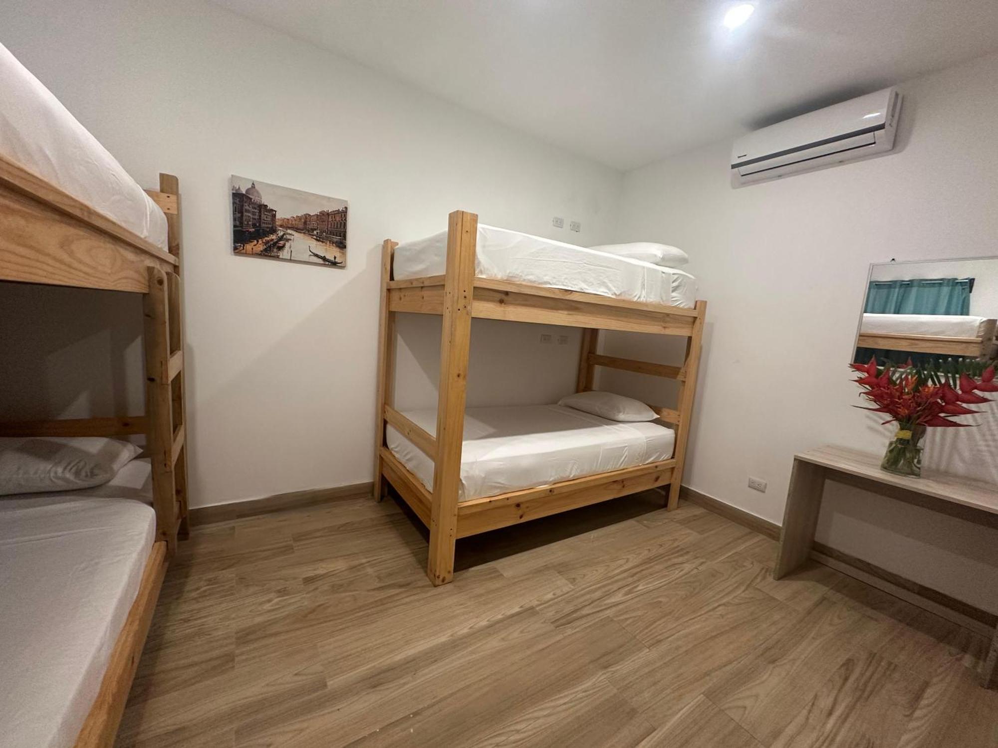 Private Fully Furnished Home At Wide Mouth Frog Hostel Кепос Екстер'єр фото
